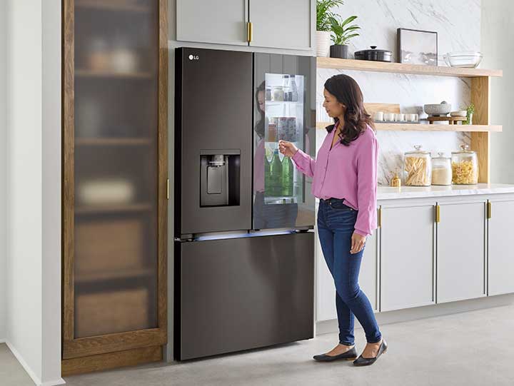 Smart Mirror InstaView® Counter-Depth MAX™ French Door Refrigerator with Four Types of Ice