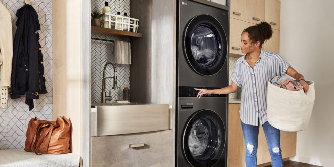 LG WashTower™ Single Unit Front Load 4.5 CU.FT Washer & 7.2 CU. FT. Heat Pump with Ventless Dryer