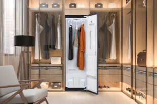 LG Styler® Steam Closet with TrueSteam® Technology and Exclusive Moving Hangers